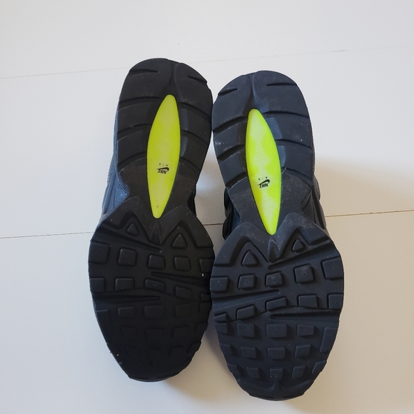 Nike Air Max 95 Kids Sneaker Shoes - Picture 7 of 9